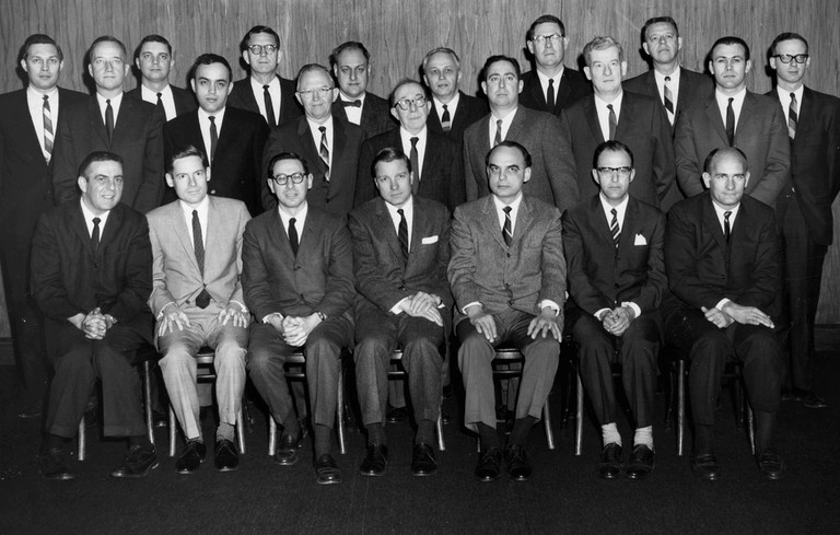 Public affairs conférence apportionment chicago 1966 leo strauss charles percy donald rumsfeld abner mikva alfred de grazia