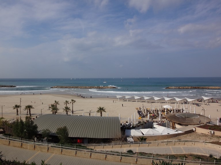 herlyia beach