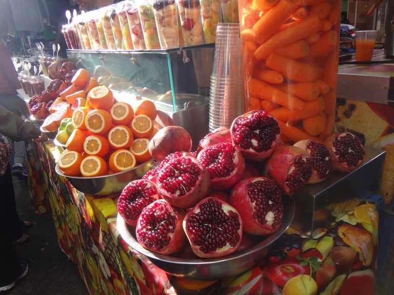 ha carmel tel aviv pomegranates