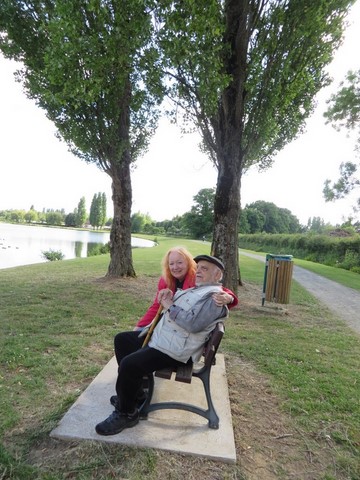 Anne-Marie de Grazia Hueber, Alfred de Grazia, 29  juin 2014, Tuffé, 72160 